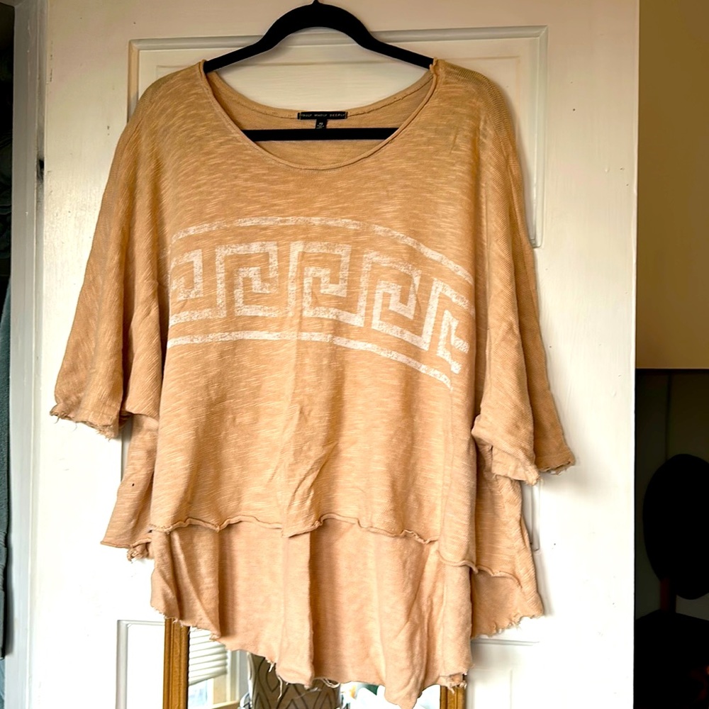 Beige flowy top